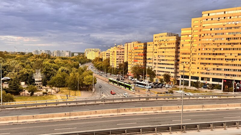 Colentina intersectie cu Dna Ghica, stradal, vedere parc Plumbuita