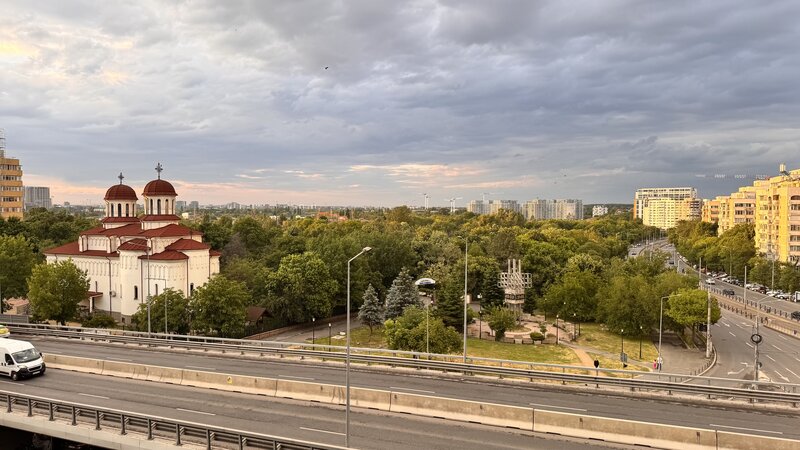 Colentina intersectie cu Dna Ghica, stradal, vedere parc Plumbuita